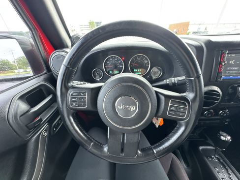 Used 2014 Jeep Wrangler Unlimited Sport w/ Quick Order Package 24S AWD/4WD image 14