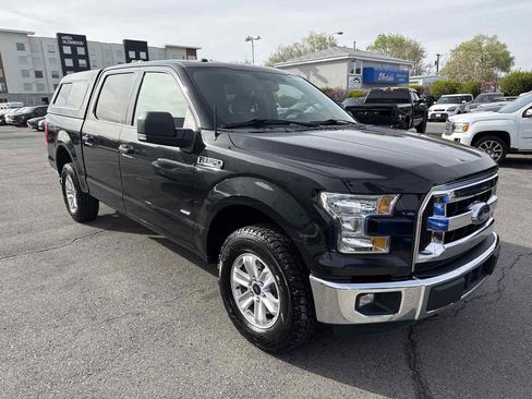 Used 2015 Ford F150 XLT w/ Equipment Group 301A Mid image 4