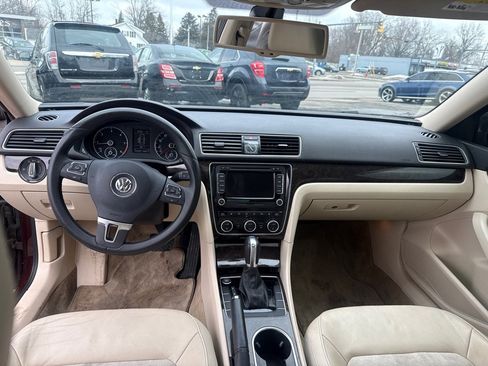 Used 2014 Volkswagen Passat TDI SEL Premium image 9