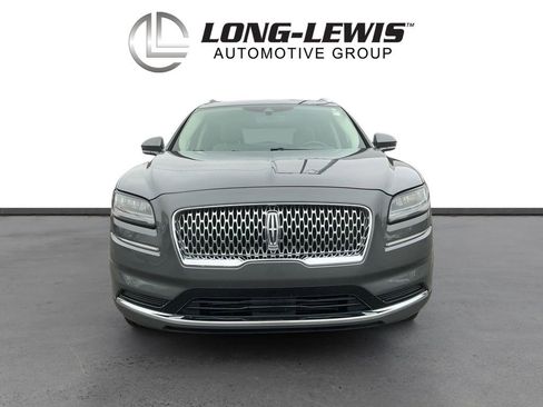 Used 2022 Lincoln Nautilus FWD w/ Premium Package image 11