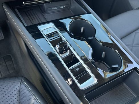 New 2026 Volkswagen Atlas SE FWD image 26