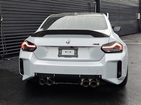 Used 2023 BMW M2 w/ Lighting Package RWD image 6