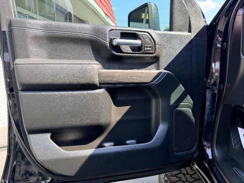 Used 2021 Chevrolet Silverado 3500 LTZ w/ LTZ Plus Package AWD/4WD image 17