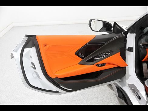 Used 2025 Chevrolet Corvette Z06 w/ Stealth Interior Trim Package RWD image 6