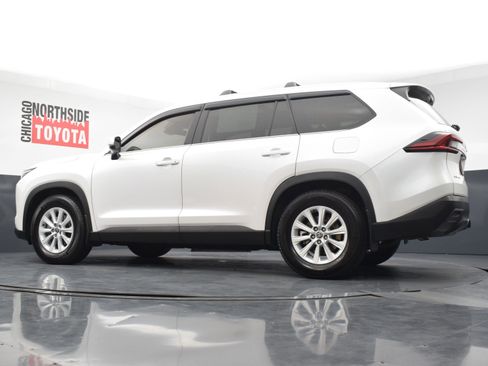 Used 2025 Toyota Grand Highlander AWD Hybrid image 30