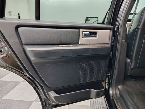 Used 2017 Ford Expedition Limited AWD/4WD image 27