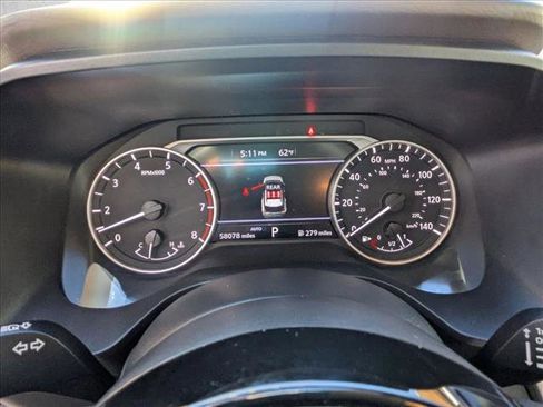 Used 2023 Nissan Rogue SV image 18