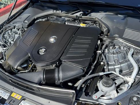 Used 2024 Mercedes-Benz C 300 Sedan image 5