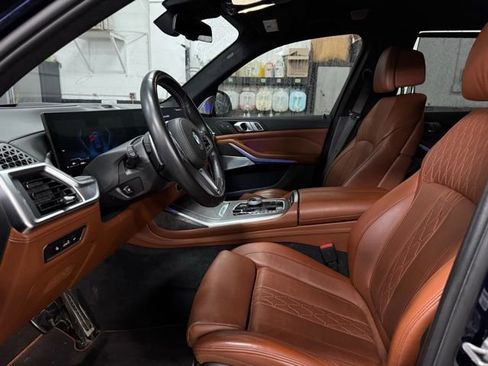Certified 2024 BMW X7 M60i w/ Executive Package image 18
