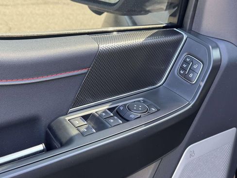 Used 2025 Ford F150 Raptor image 36