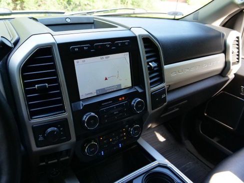 Used 2020 Ford F250 Lariat AWD/4WD image 20