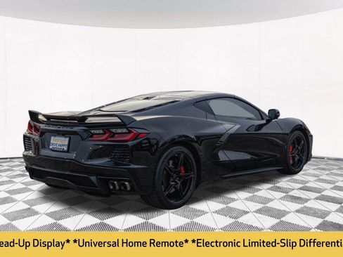 Used 2020 Chevrolet Corvette Stingray Premium Cpe w/ 3LT Preferred Equipment Group image 19