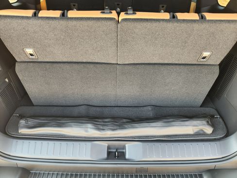 New 2026 Lexus LX 600 4WD w/ Luxury Package image 24