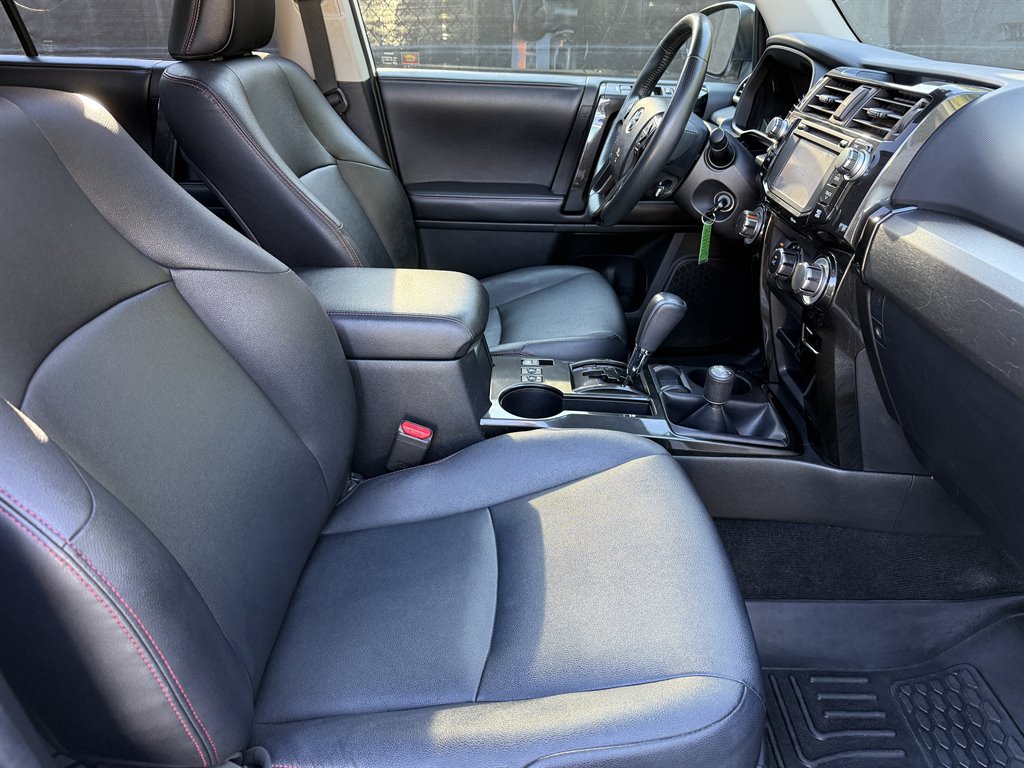 Used 2016 Toyota 4Runner Trail Premium AWD/4WD image 23