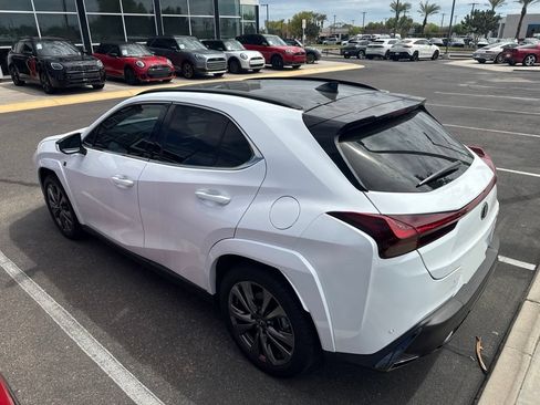 Used 2024 Lexus UX 250h F Sport FWD image 4