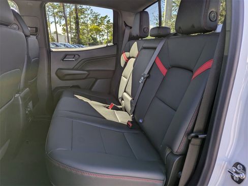 New 2026 Chevrolet Colorado Z71 w/ Technology Package image 13