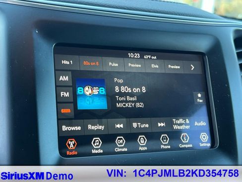 Used 2019 Jeep Cherokee Latitude Plus image 28