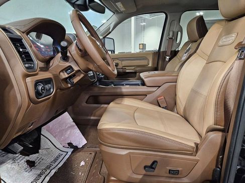 New 2024 RAM 2500 Limited w/ Safety Group image 17