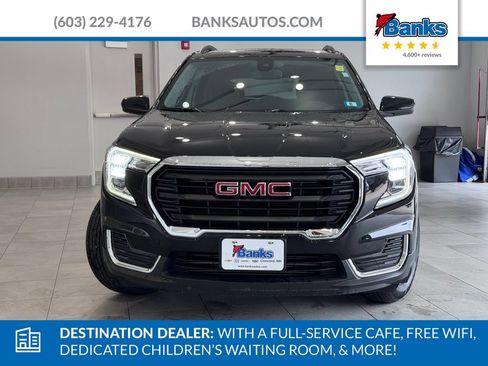 Certified 2022 GMC Terrain SLE w/ Driver Convenience Package AWD/4WD image 3