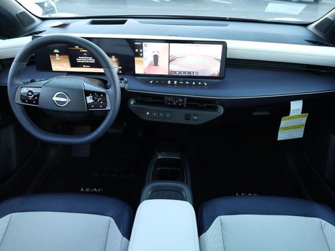 New 2026 Nissan Leaf Platinum+ w/ Cargo Package (Platinum+) image 25