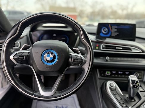 Used 2015 BMW i8 image 22