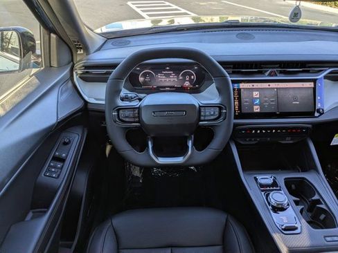 New 2026 Jeep Cherokee Limited image 17