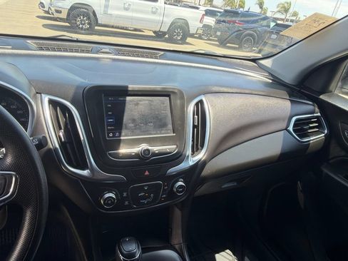 Used 2021 Chevrolet Equinox LT w/ LPO, Floor Liner Package FWD image 17