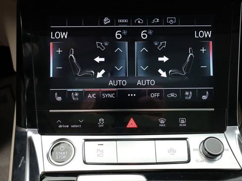 Used 2024 Audi Q8 e-tron Premium Plus w/ Premium Plus Package image 18