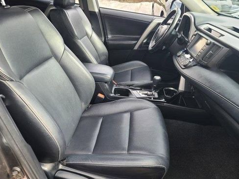 Used 2018 Toyota RAV4 Limited image 18