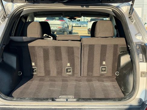 Used 2019 Jeep Cherokee Latitude w/ Popular Appearance Group FWD image 36