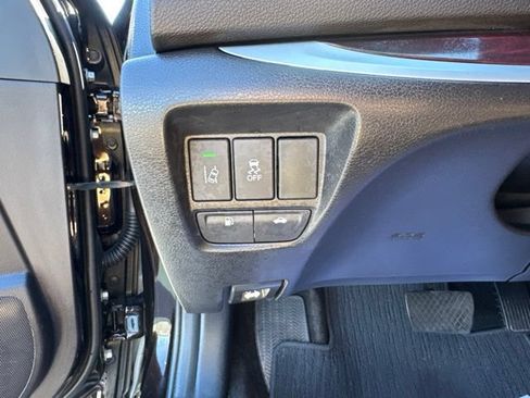 Used 2015 Acura TLX w/ Technology Package AWD/4WD image 21