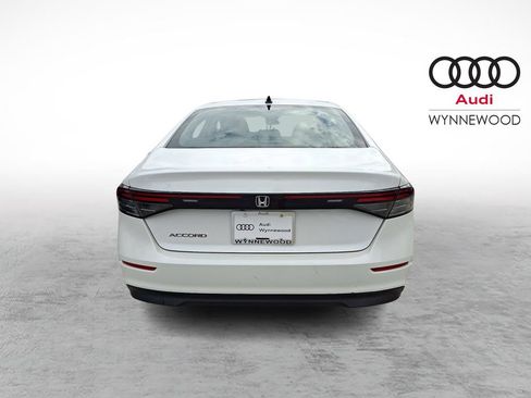 Used 2025 Honda Accord SE image 5