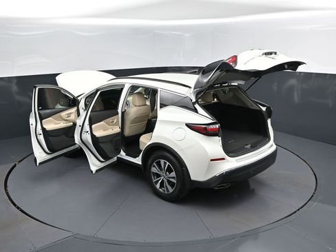 Used 2022 Nissan Murano SV image 48
