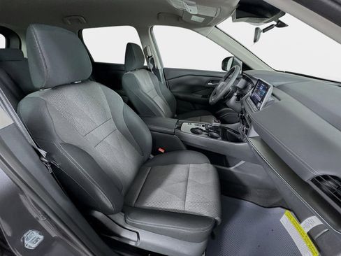 New 2026 Nissan Rogue SV image 27