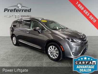 Used 2019 Chrysler Pacifica Touring-L