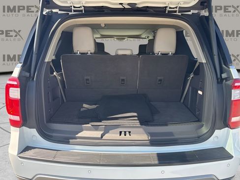 Used 2021 Ford Expedition XLT RWD image 30