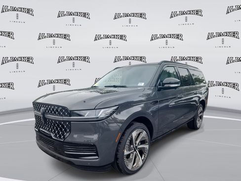 New 2026 Lincoln Navigator L Black Label w/ Black Label Special Edition image 1