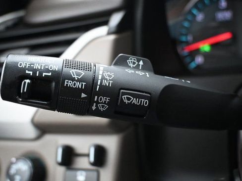 Used 2019 GMC Yukon SLT w/ Open Road Package image 43