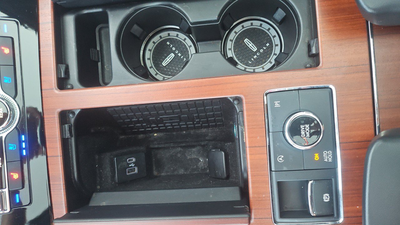 Used 2022 Lincoln Navigator L Reserve AWD/4WD image 22