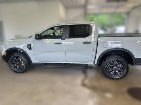Used 2024 Ford Ranger XLT w/ FX4 Off-Road Package AWD/4WD image 2