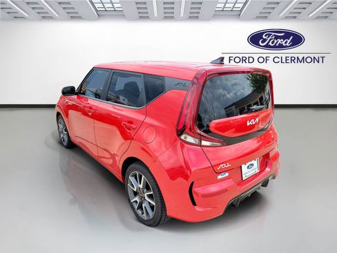 Used 2022 Kia Soul Turbo FWD image 3