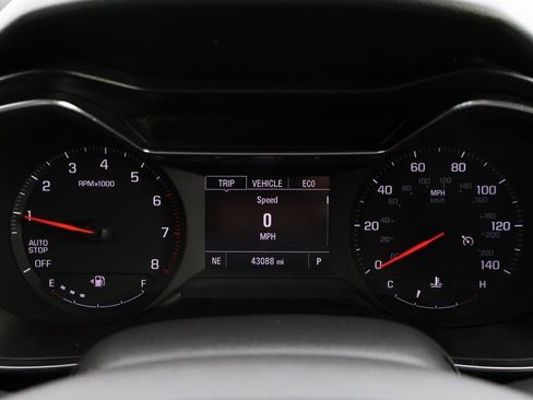 Used 2022 Chevrolet TrailBlazer LT w/ Driver Confidence Package image 29