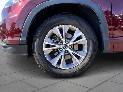 Used 2016 Toyota Highlander Plus image 9