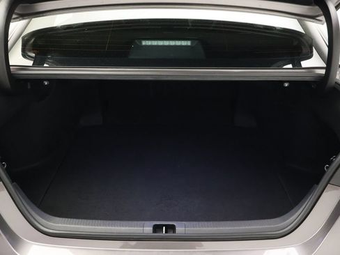 Used 2022 Toyota Camry SE FWD image 22
