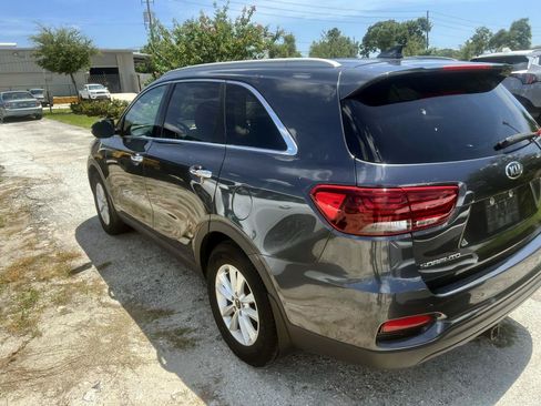 Used 2019 Kia Sorento AWD w/ LX Convenience Package image 7