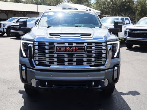 Certified 2024 GMC Sierra 3500 Denali w/ Denali Reserve Package AWD/4WD image 4