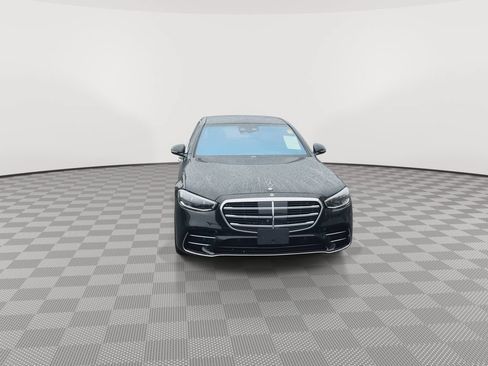 Used 2023 Mercedes-Benz S 500 4MATIC image 3