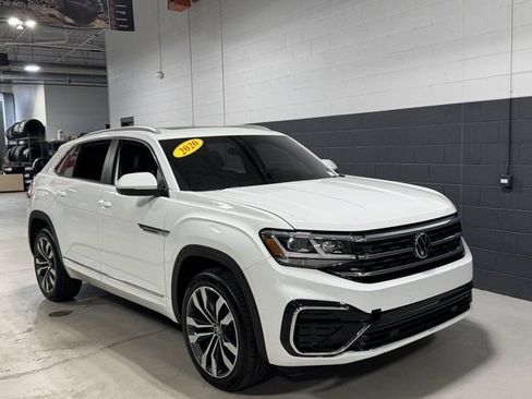 Used 2020 Volkswagen Atlas Cross Sport SEL R-Line FWD image 2