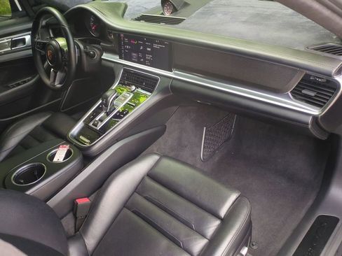 Used 2020 Porsche Panamera GTS AWD/4WD image 30