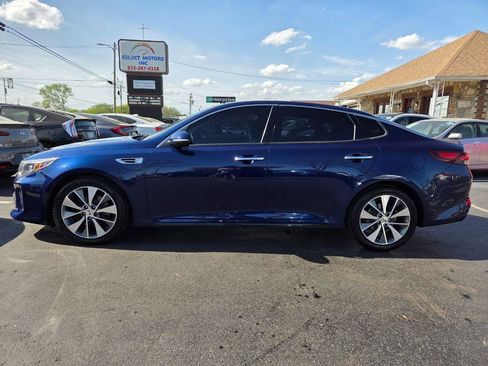 Used 2018 Kia Optima S w/ Pano Sport Package image 3